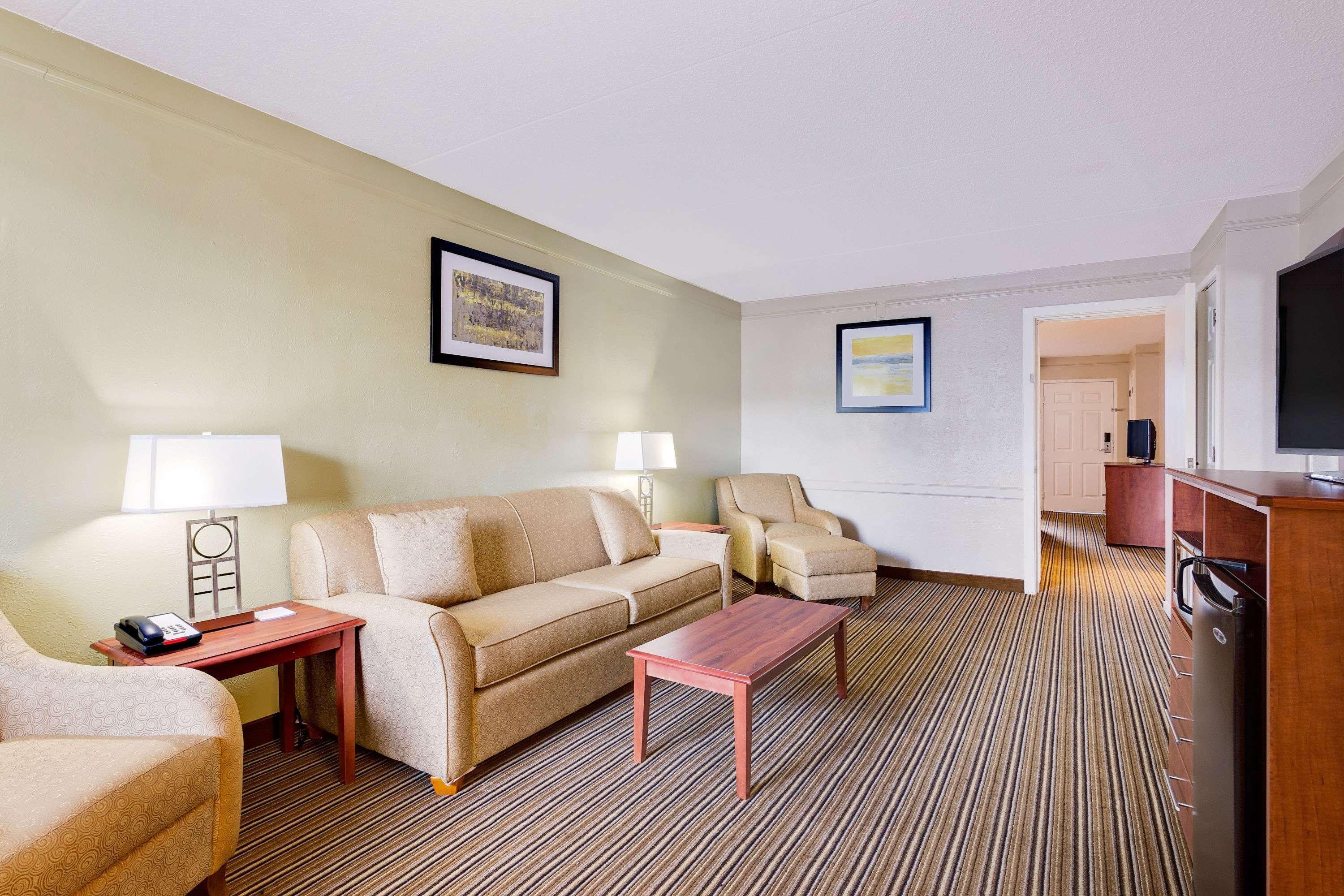 Baymont By Wyndham Jacksonville Orange Park Buitenkant foto