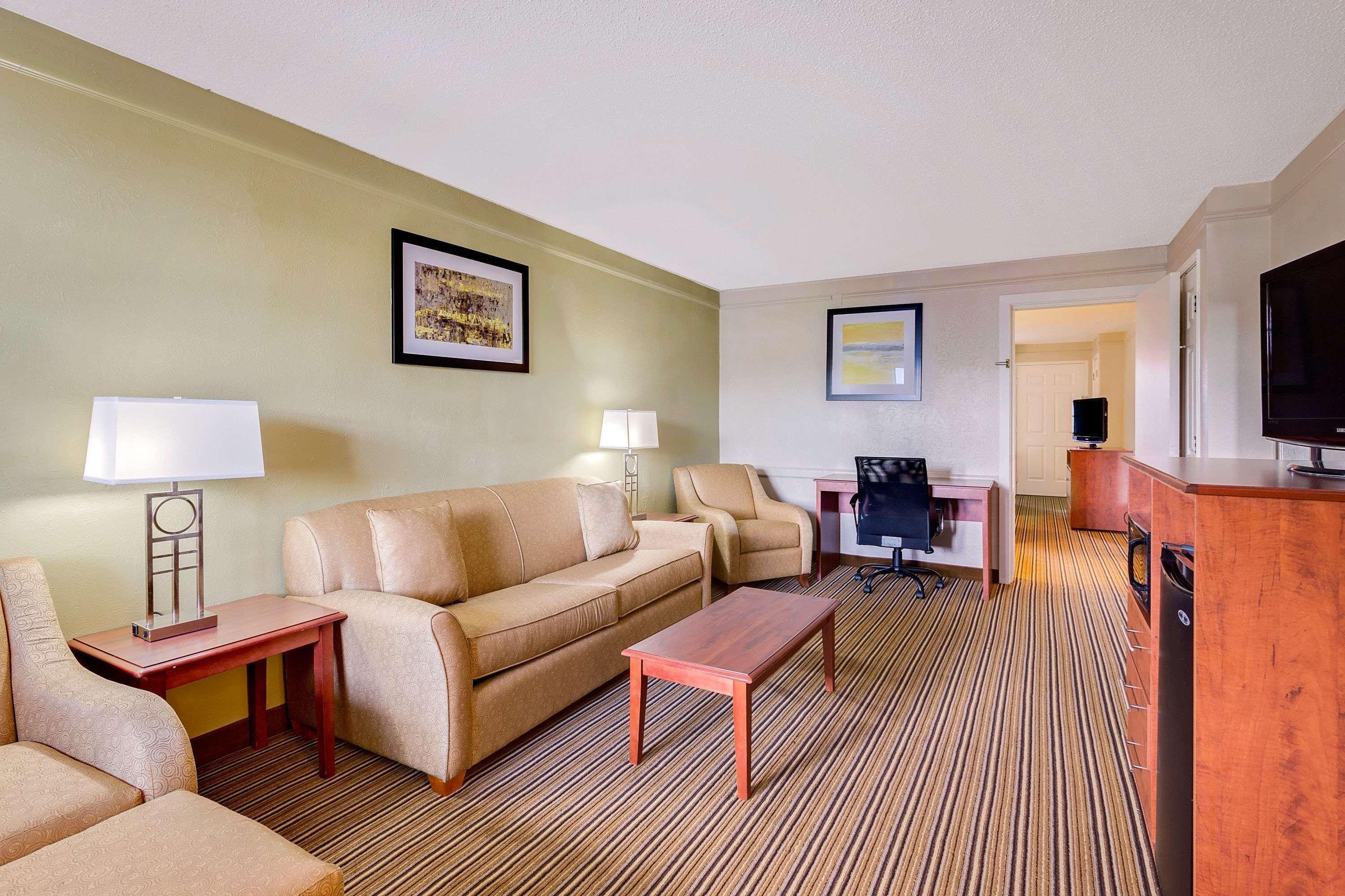 Baymont By Wyndham Jacksonville Orange Park Buitenkant foto