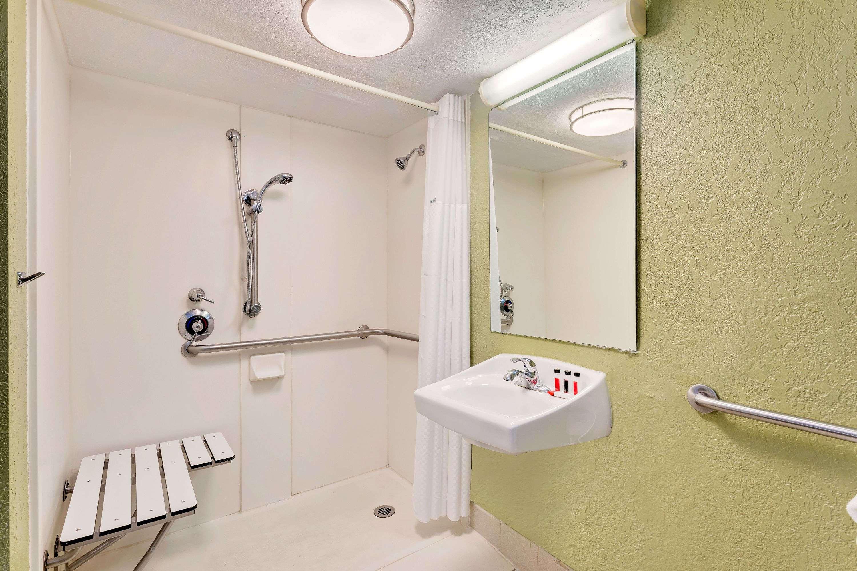 Baymont By Wyndham Jacksonville Orange Park Buitenkant foto