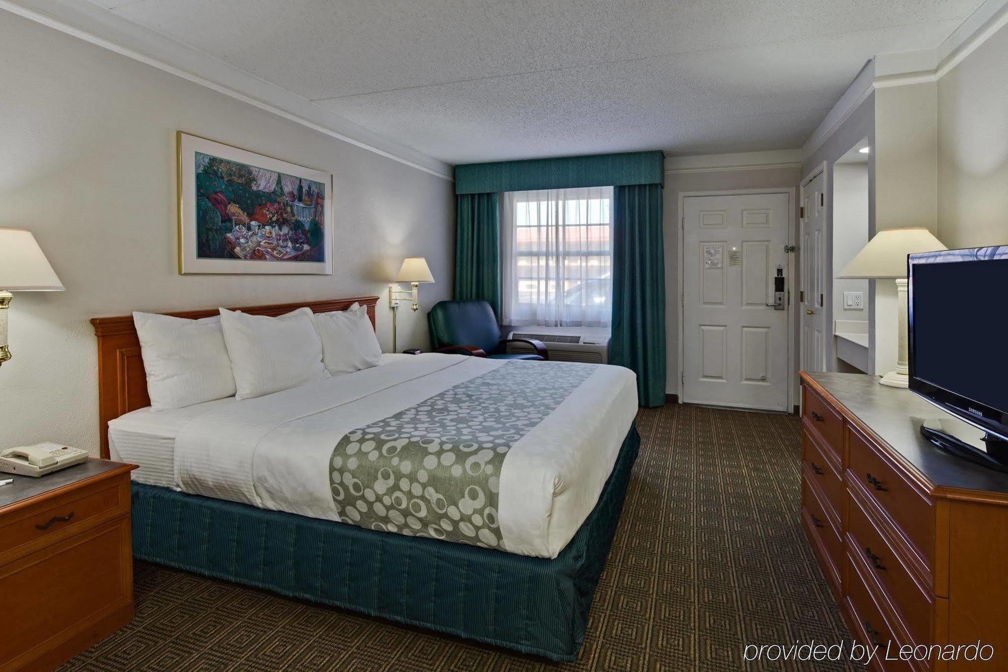 Baymont By Wyndham Jacksonville Orange Park Buitenkant foto